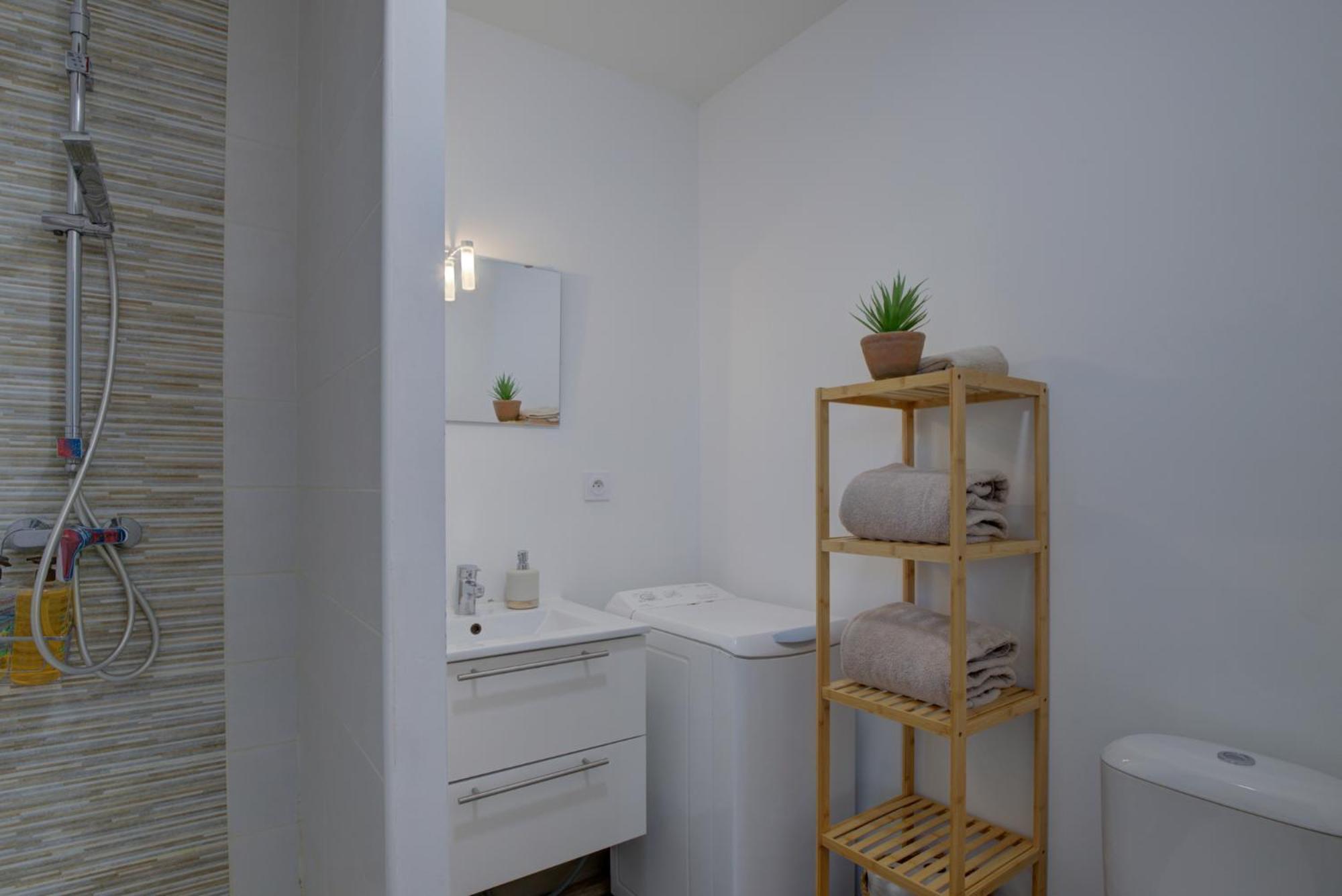 Le Tournassin-Balcon-Stationnement Gratuit Lejlighed Bourg-en-Bresse Eksteriør billede
